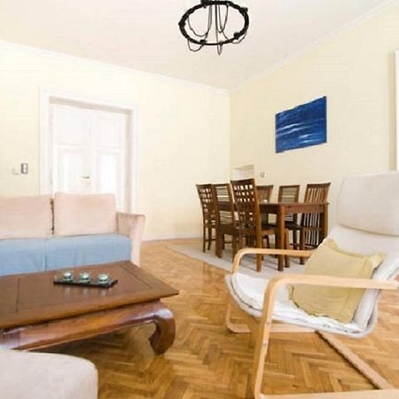 Classy Danube Apartment Budapest Eksteriør billede