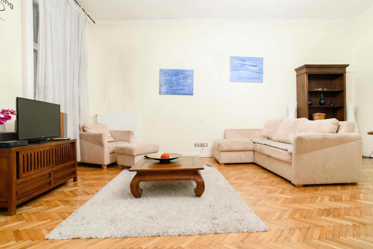 Classy Danube Apartment Budapest Eksteriør billede