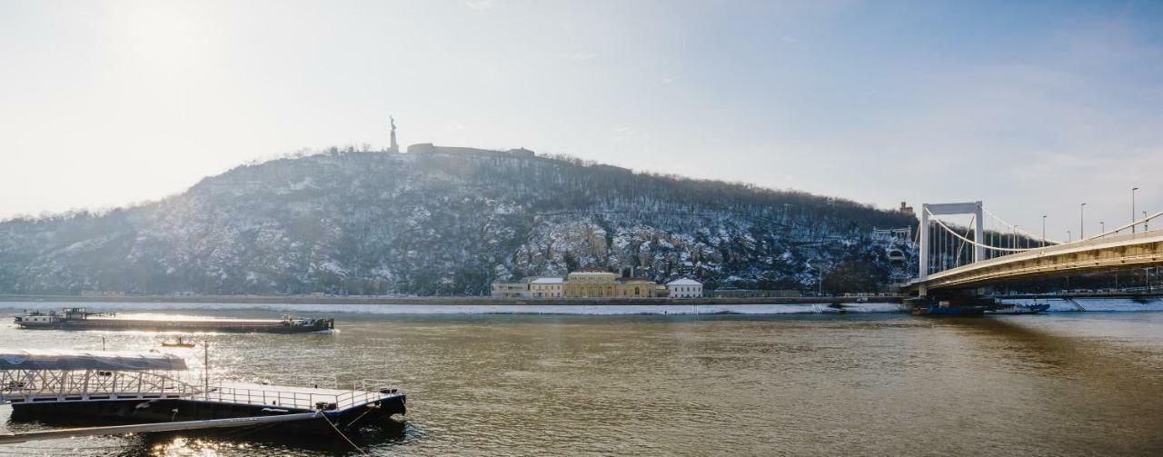 Classy Danube Apartment Budapest Eksteriør billede